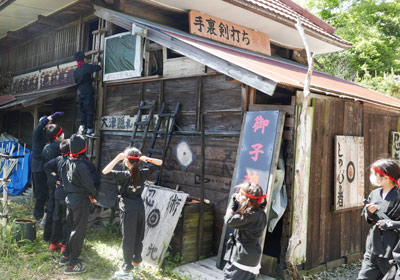 倉庫の屋根裏部屋